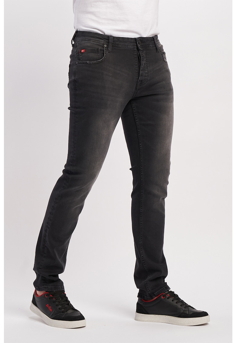 Дънки по тялото със захабен ефект Lee Cooper