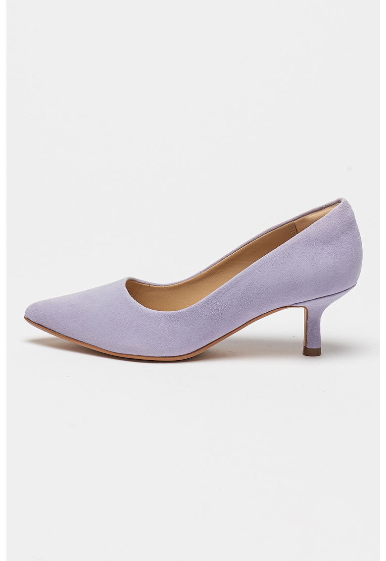 Кожени обувки Violette55 с остър връх Clarks