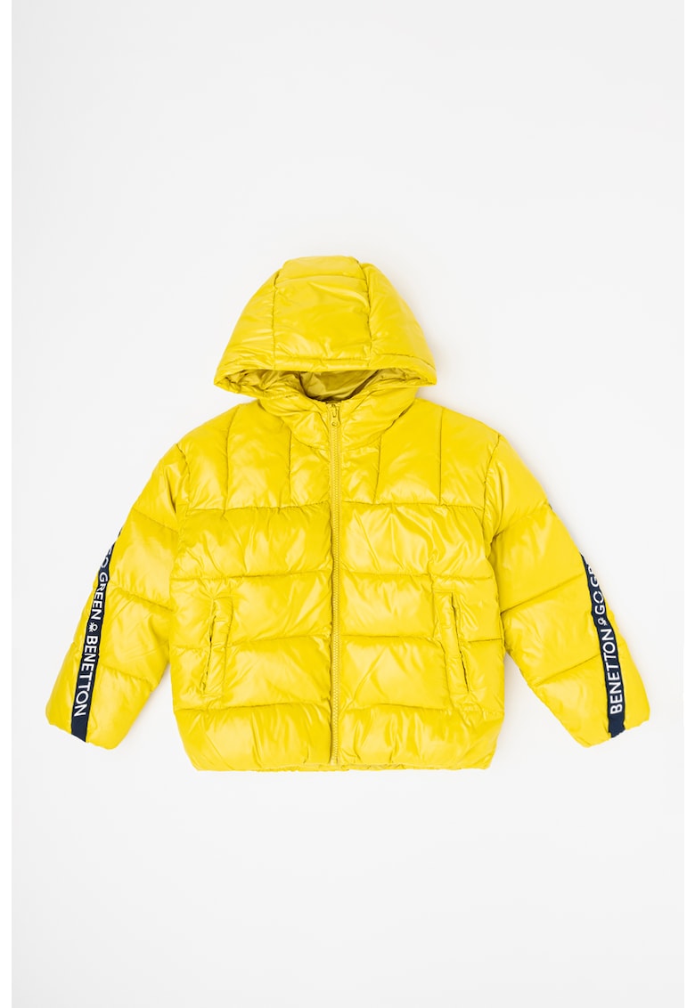 Подплатено зимно яке с лого United Colors of Benetton