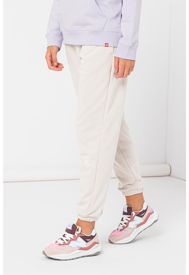 Спортен панталон Essentials с джобове New Balance