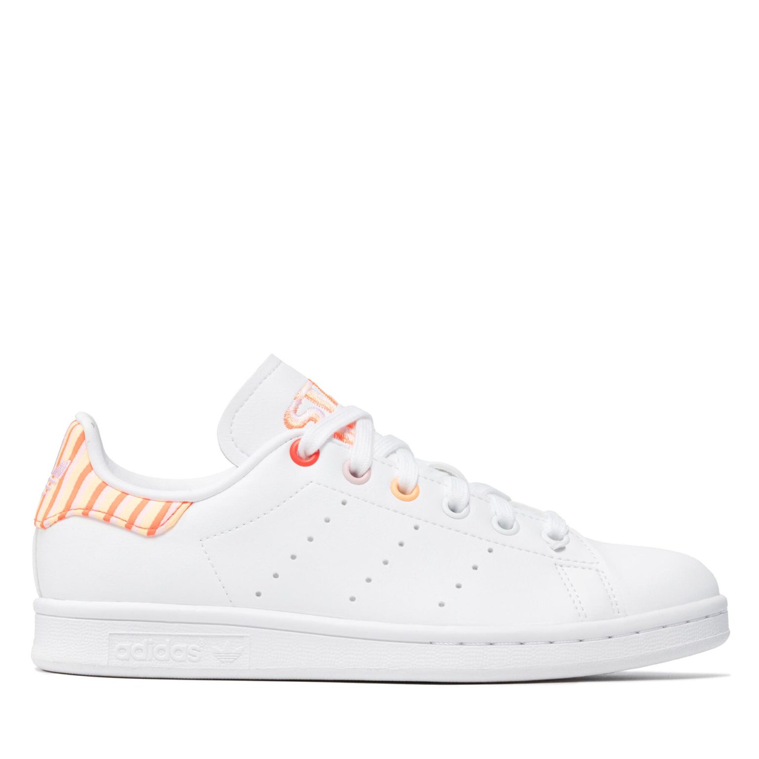 Обувки adidas