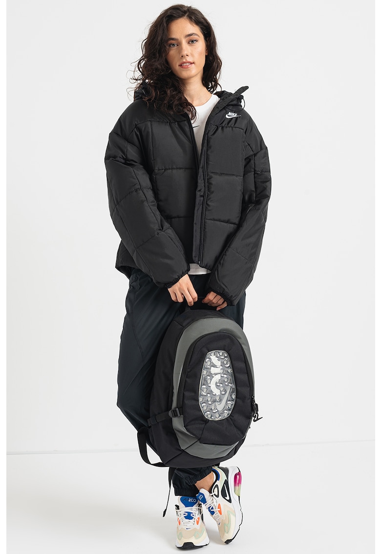 Капитонирано зимно яке Nike
