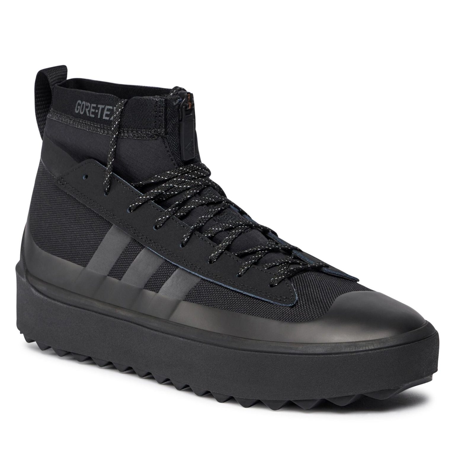 Обувки adidas на ниска цена