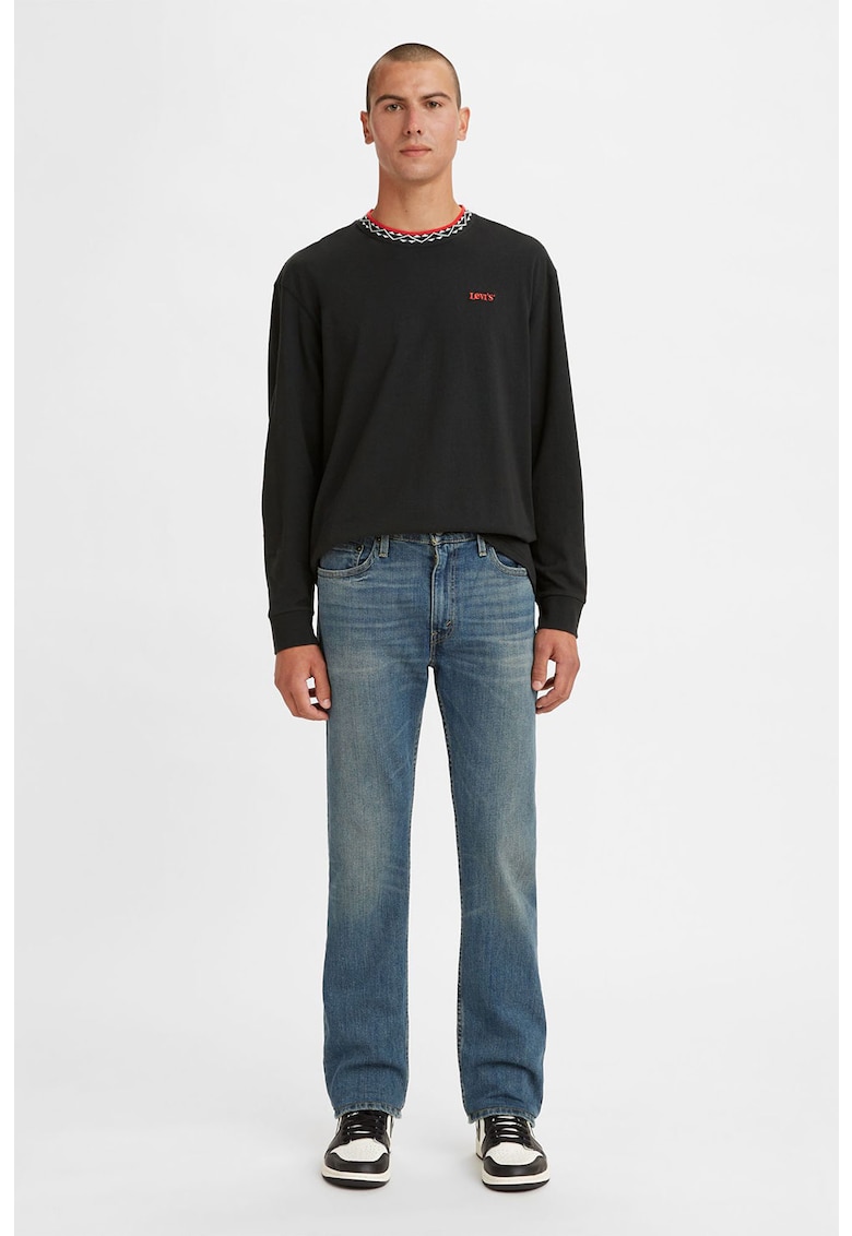 Прави дънки 513® по тялото Levis