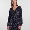 Pieces Коктейлна рокля 17133626 Черен Slim Fit за Жени цена