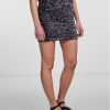 Pieces Мини пола 17143411 Сив Regular Fit за Жени цена