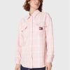 Tommy Jeans Риза DW0DW15035 Розов Relaxed Fit цвят на ниска цена