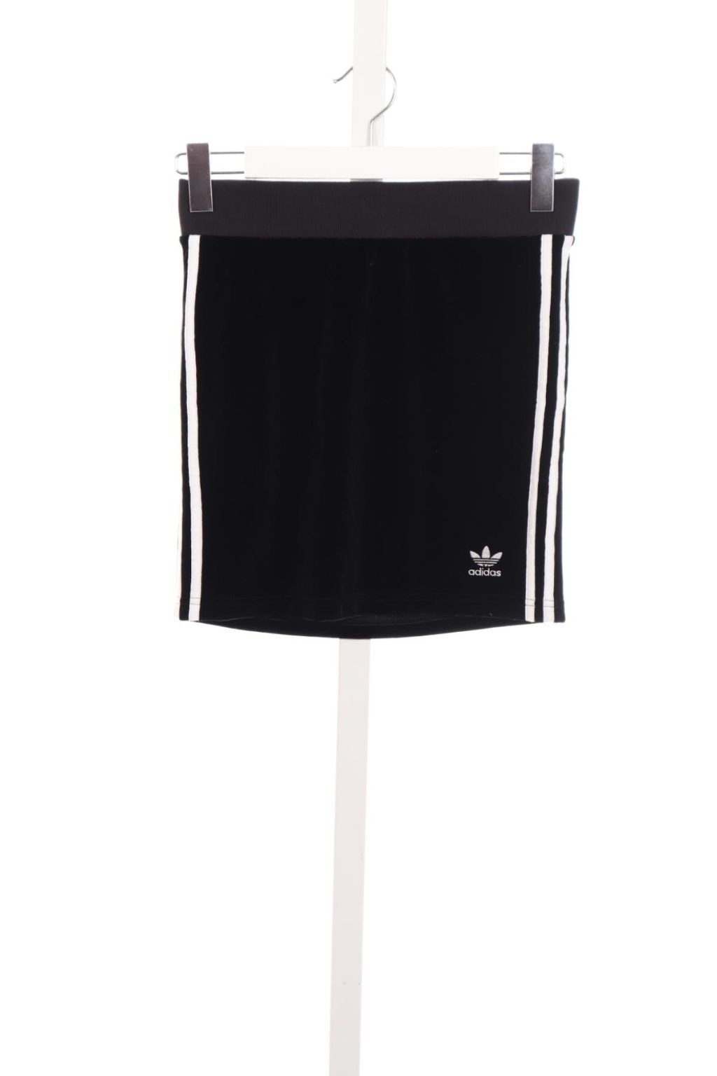 Пола ADIDAS