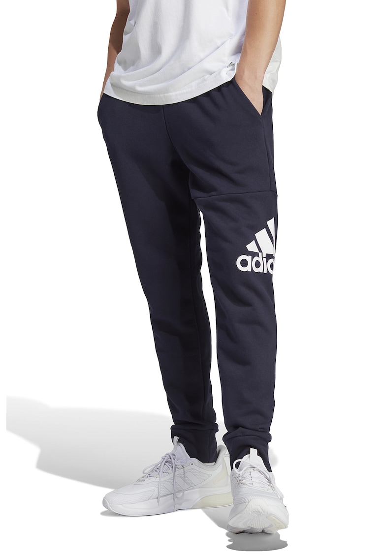 Спортен панталон Essentials с джобове встрани adidas Sportswear