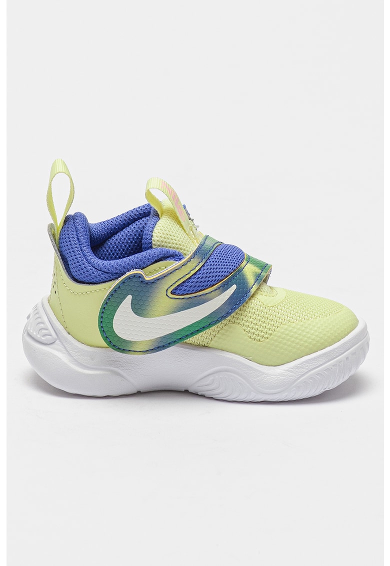 Спортни обувки Team Hustle D 11 SE с велкро Nike