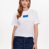 Karl Lagerfeld Jeans Тишърт 231J1706 Бял Regular Fit за Жени цена