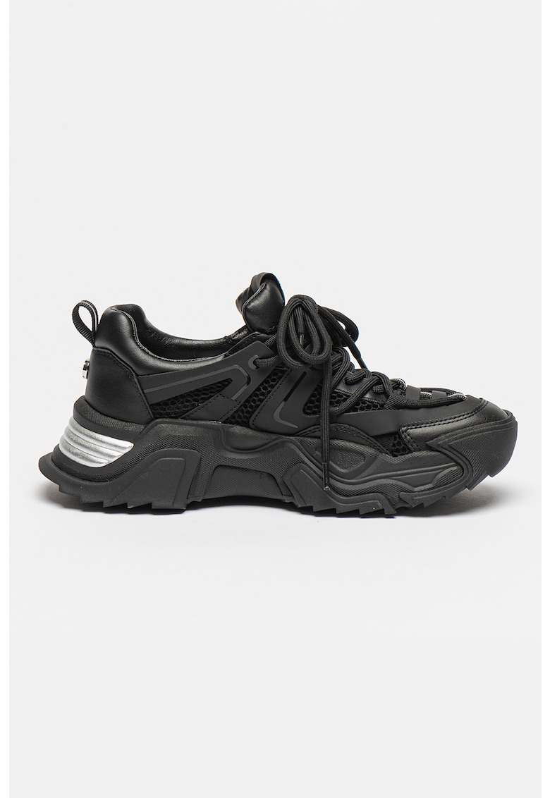 Масивни спортни обувки Kingdom в цветен блок Steve Madden