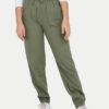 ONLY Долнище анцуг Caro 15310987 Зелен Cargo Fit за Жени цена