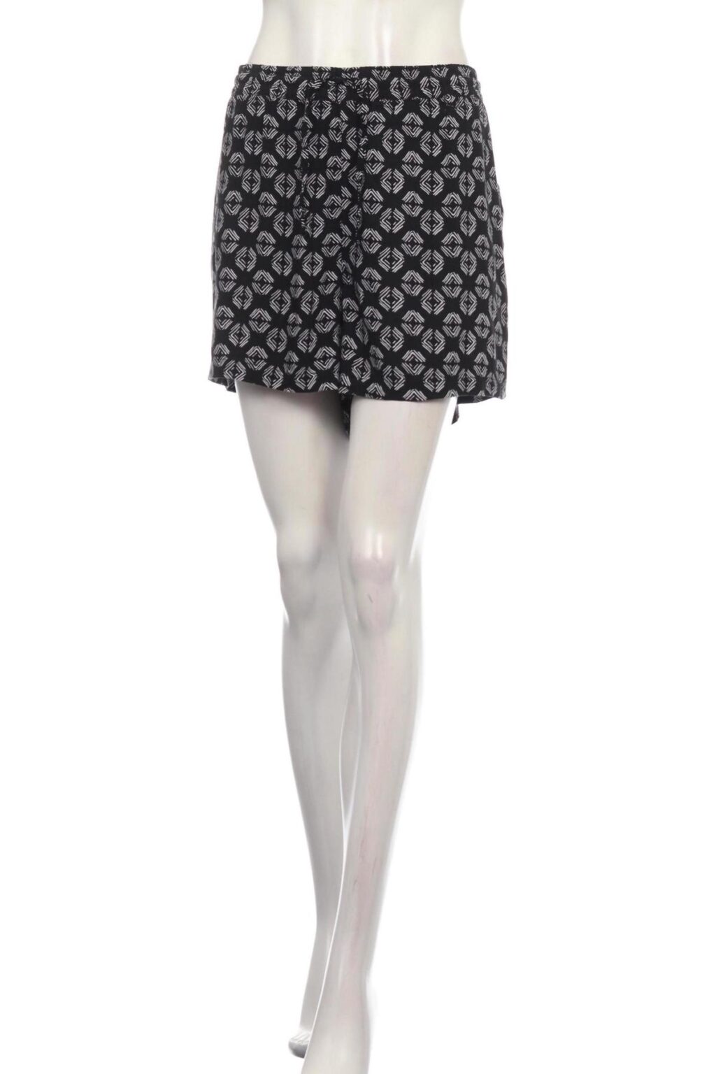 Къси панталони UP FASHION