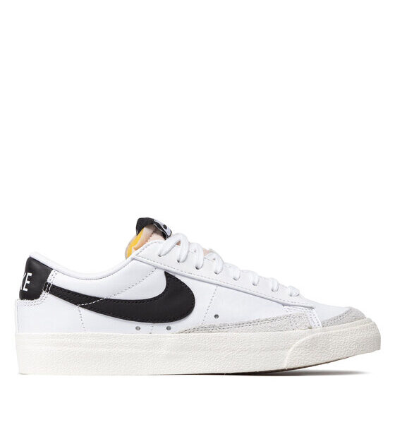 Сникърси Nike за Жени цена