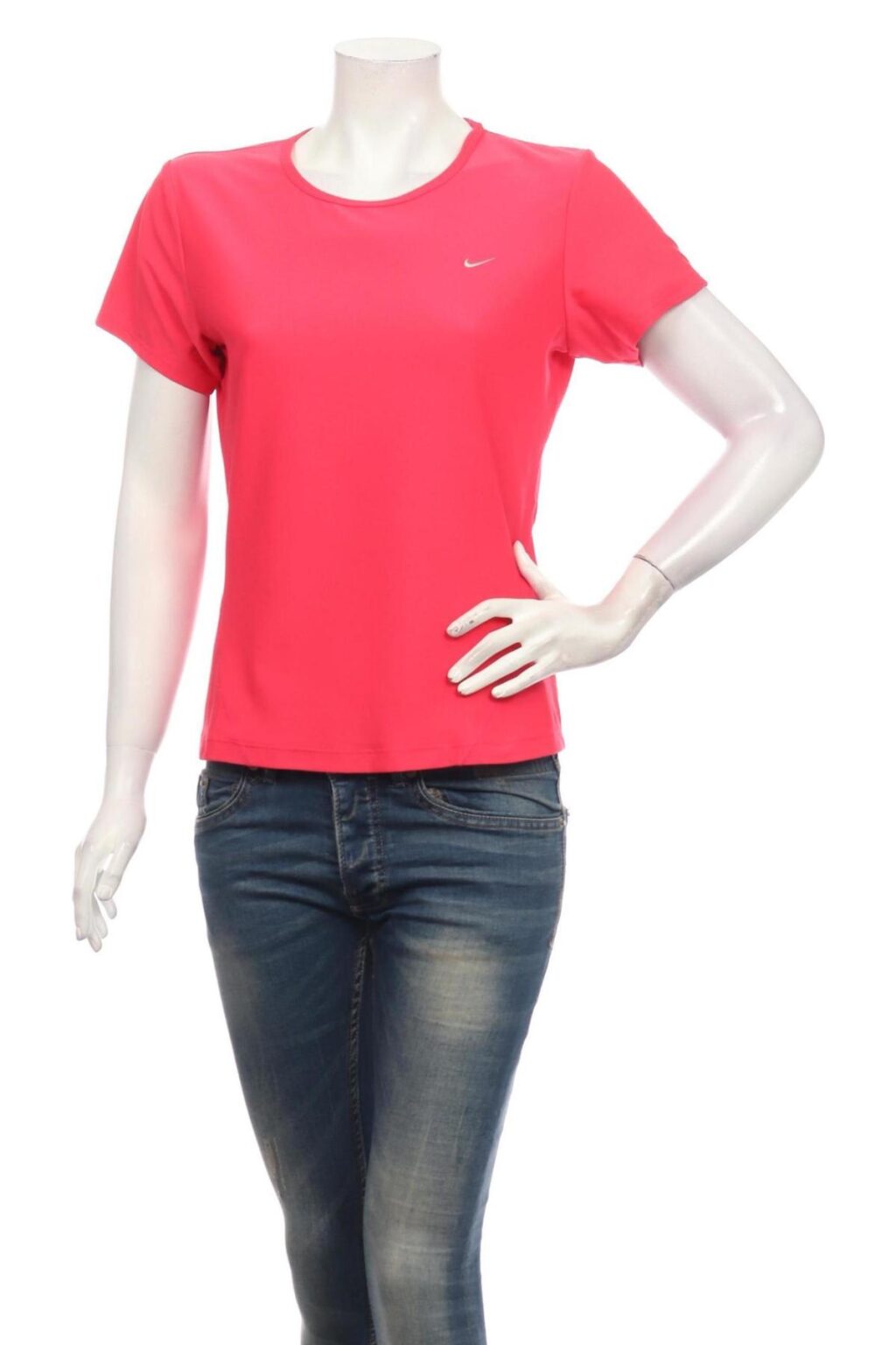 Спортна тениска NIKE