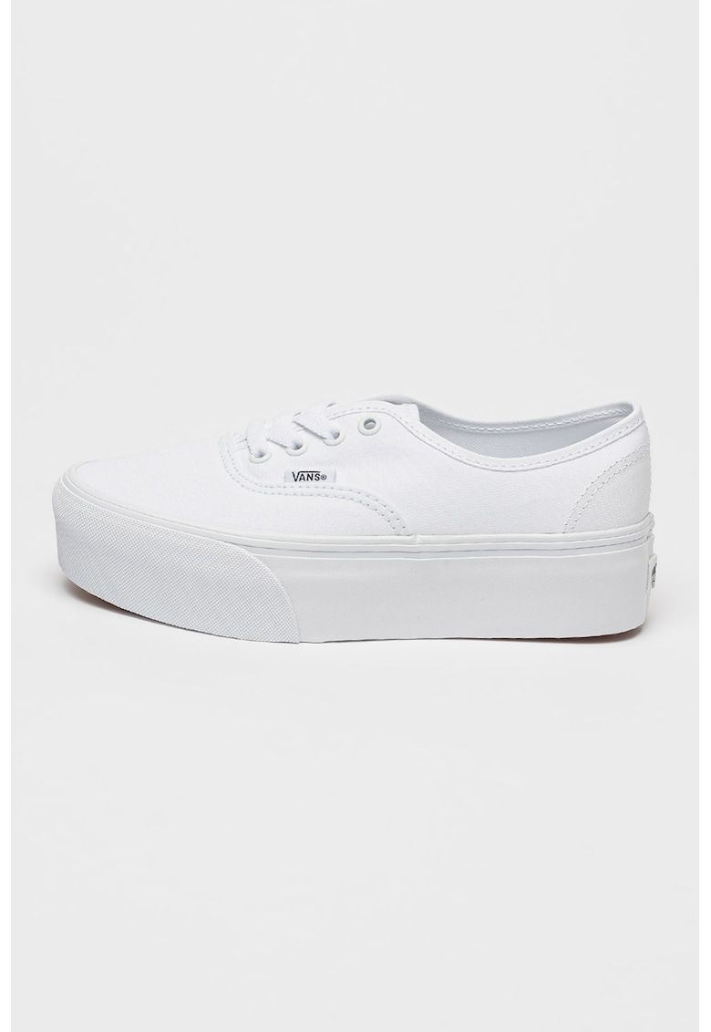 Кецове Authentic с равна платформа и нисък профил Vans
