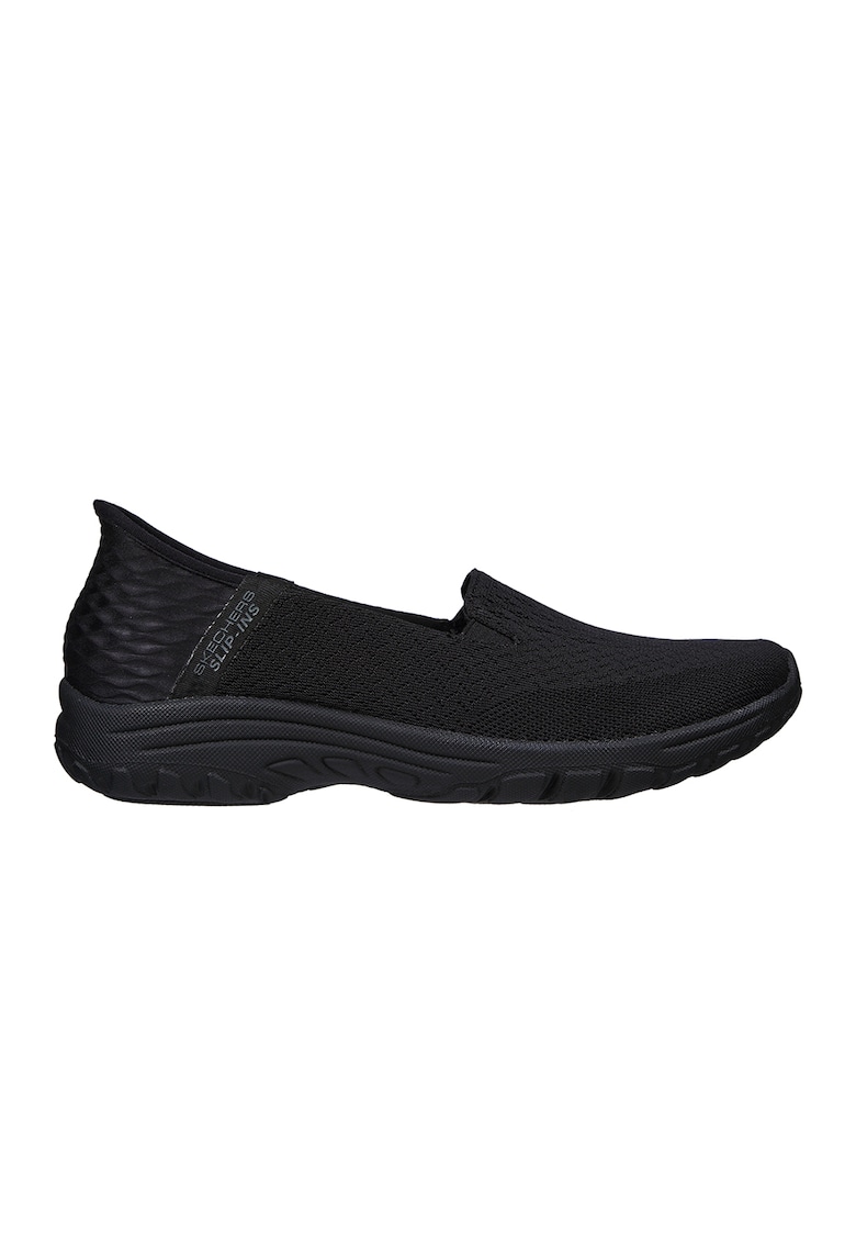 Текстилни обувки без закопчаване Skechers