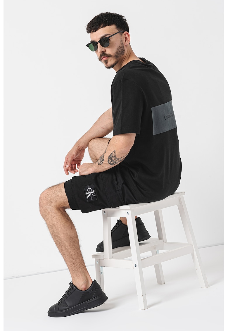 Тениска с овално деколте и лого CALVIN KLEIN JEANS