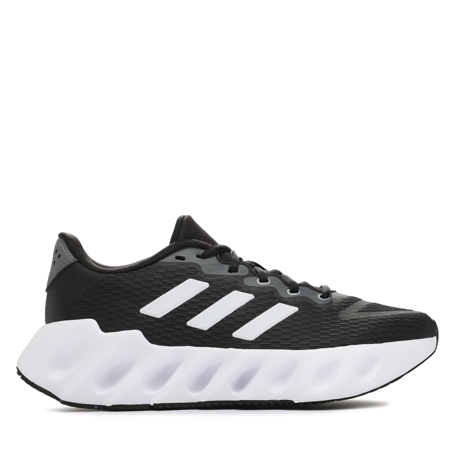 Маратонки за бягане adidas на ниска цена