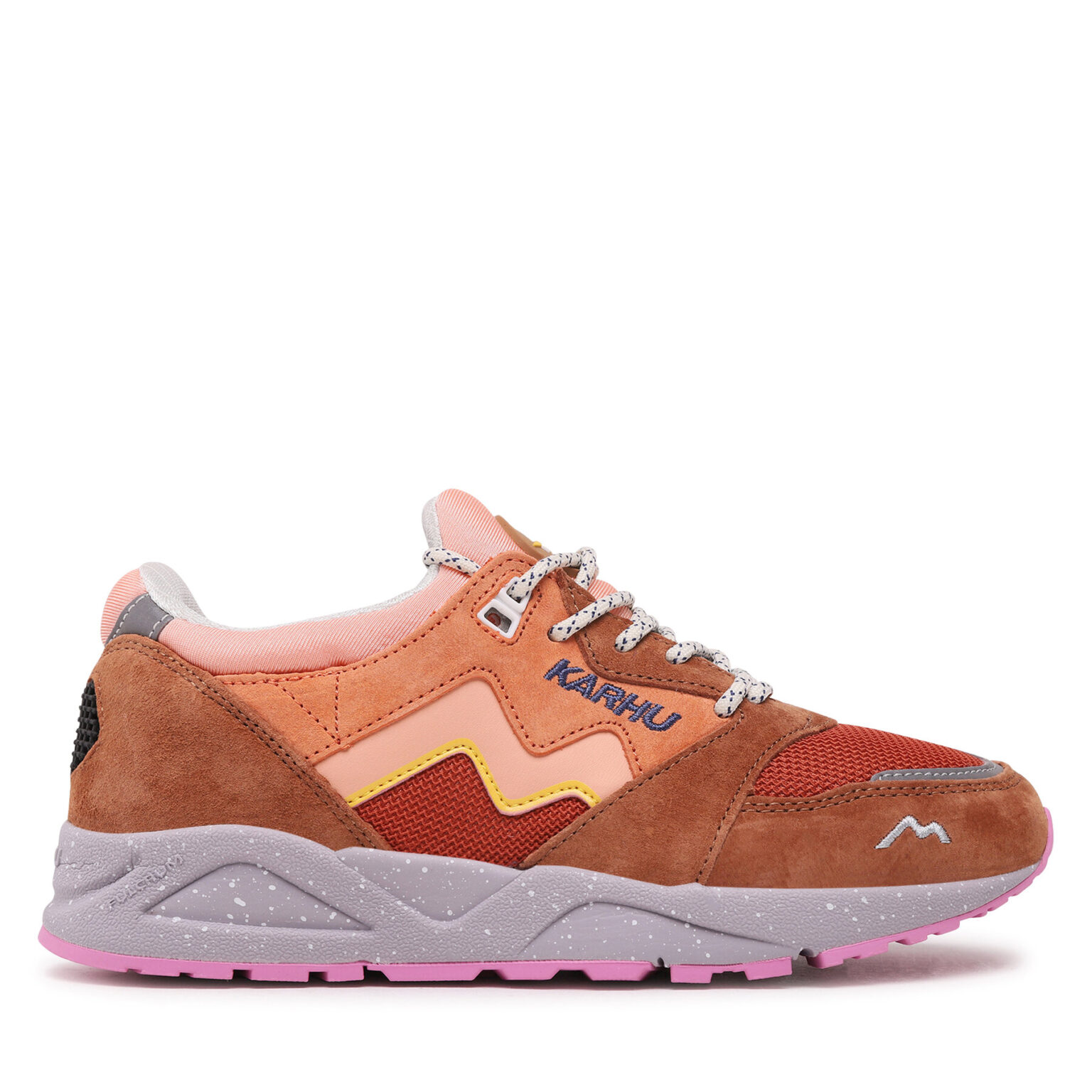 Сникърси Karhu на ниска цена