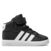 Сникърси adidas на ниска цена