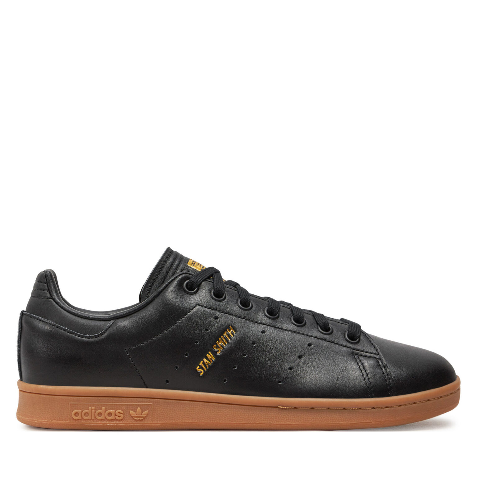 Сникърси adidas на ниска цена