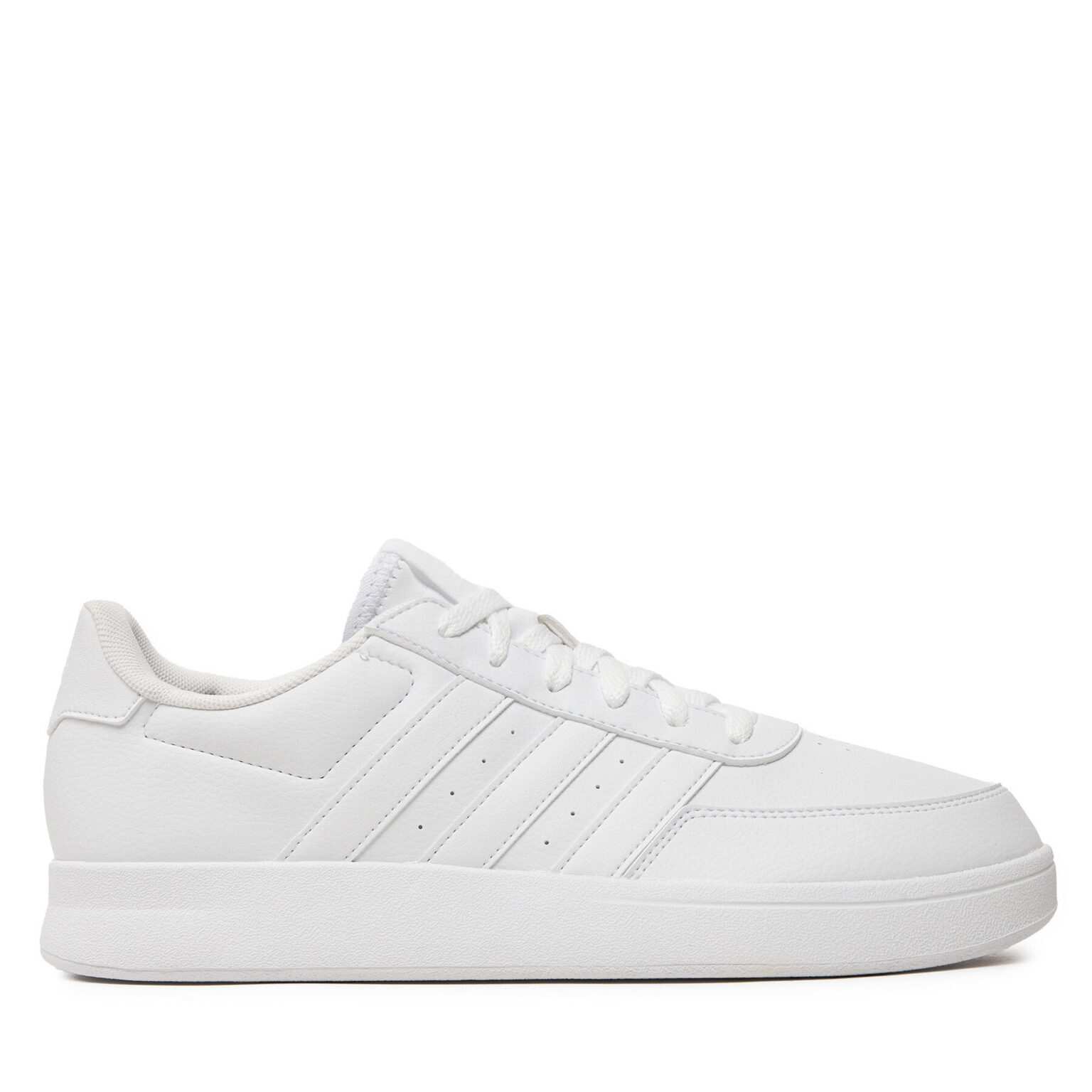 Сникърси adidas на ниска цена
