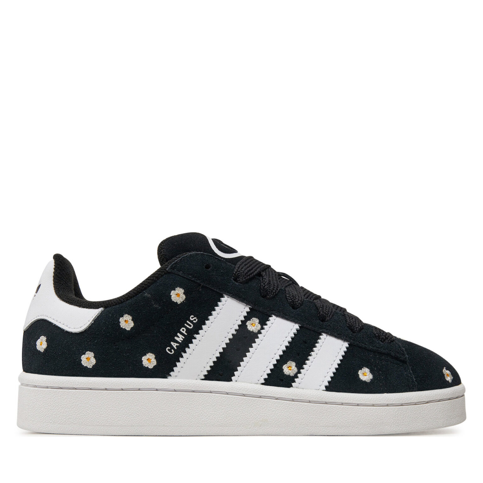 Сникърси adidas на ниска цена