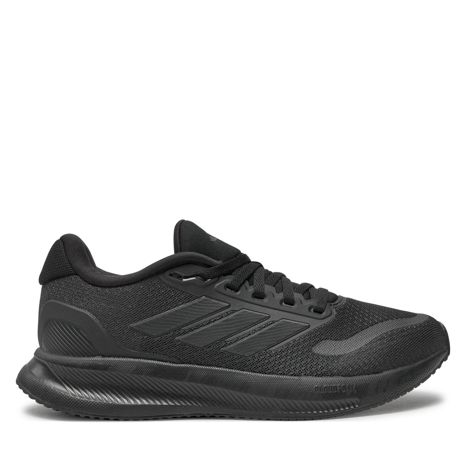 Сникърси adidas на ниска цена