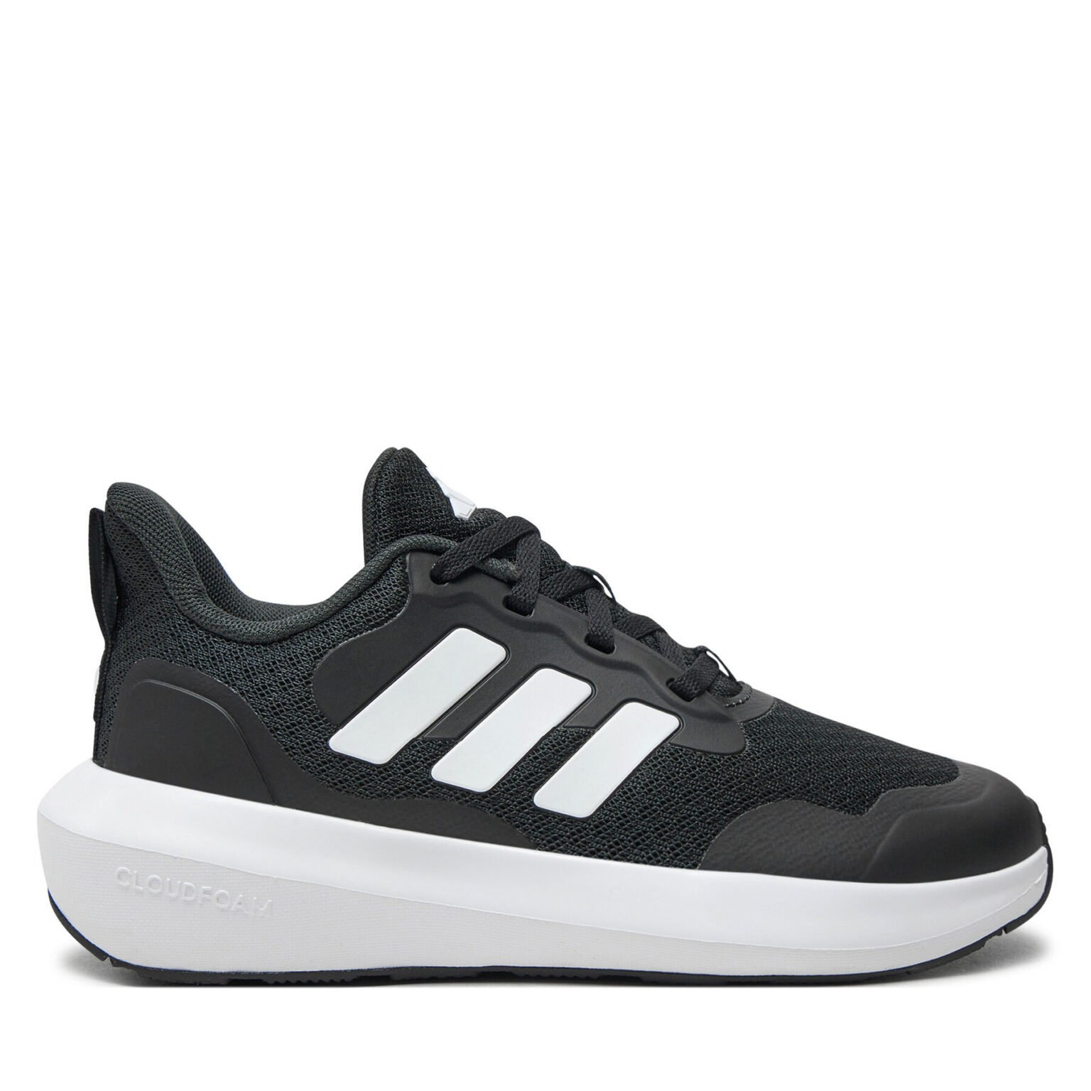 Сникърси adidas на ниска цена