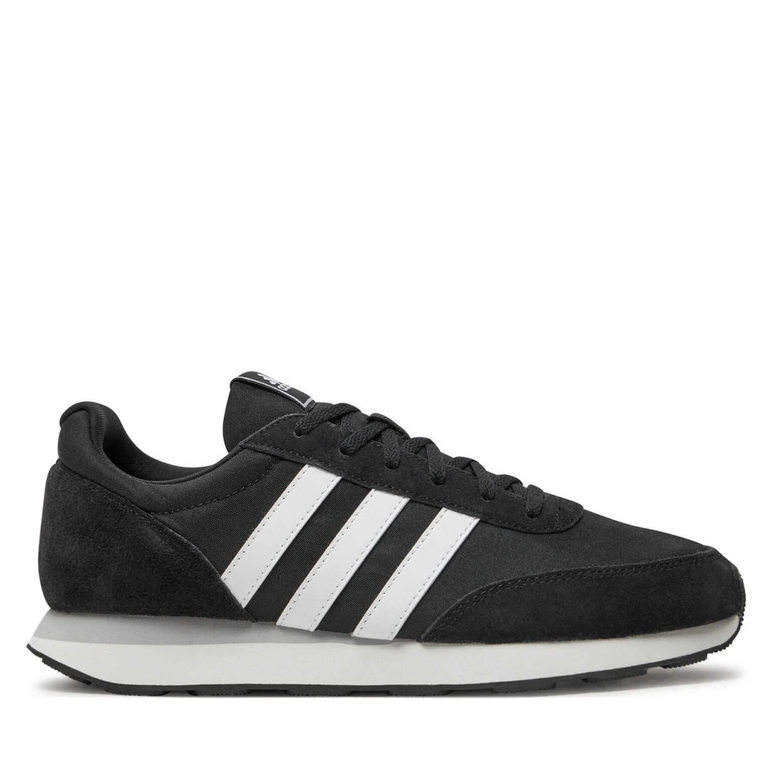 Сникърси adidas на ниска цена
