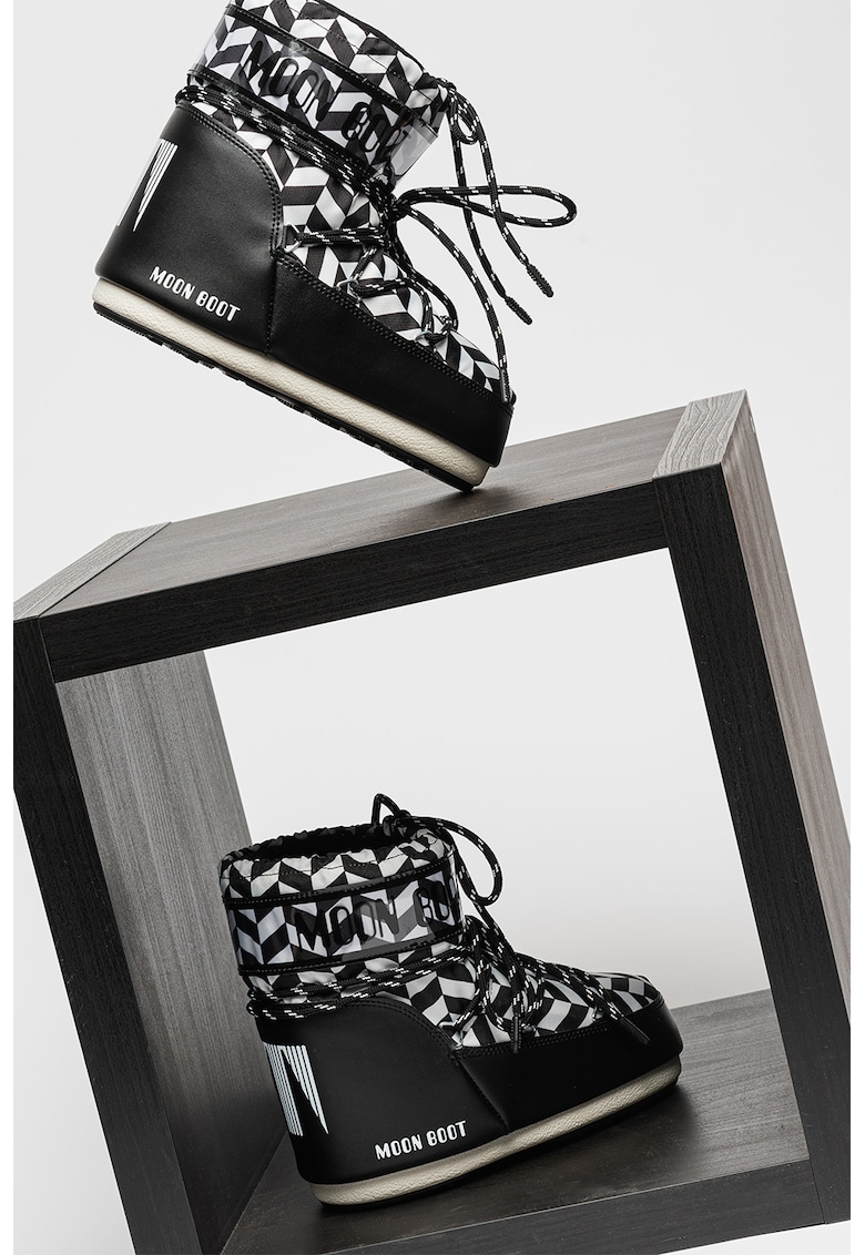 Боти Icon с графика Moon Boot