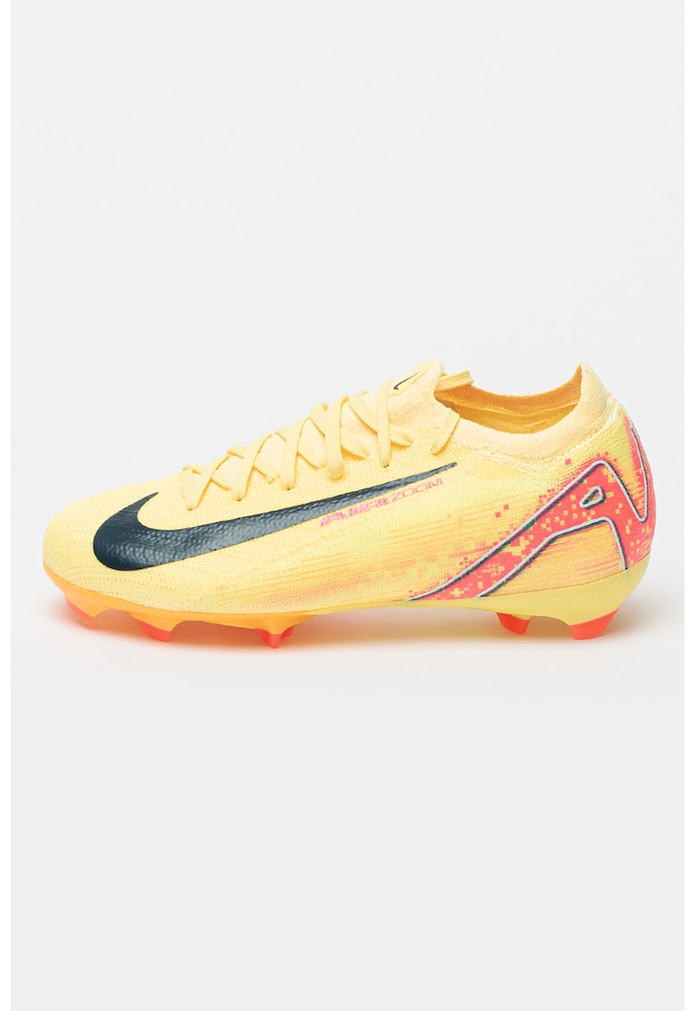 Обувки за футбол Nike