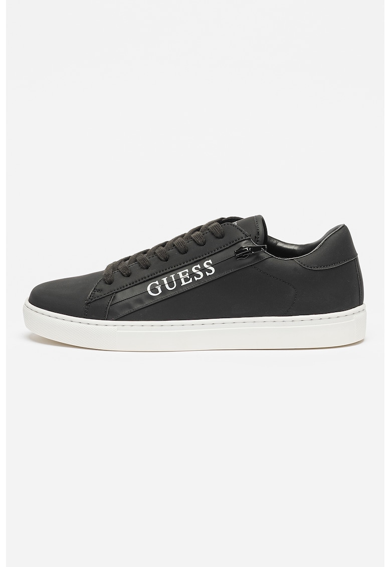 Спортни обувки от еко кожа с лого и цип GUESS