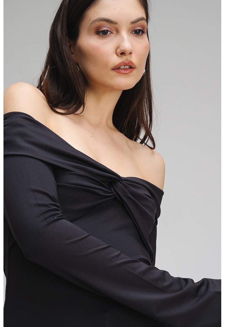 Блуза Lea с голо рамо Only