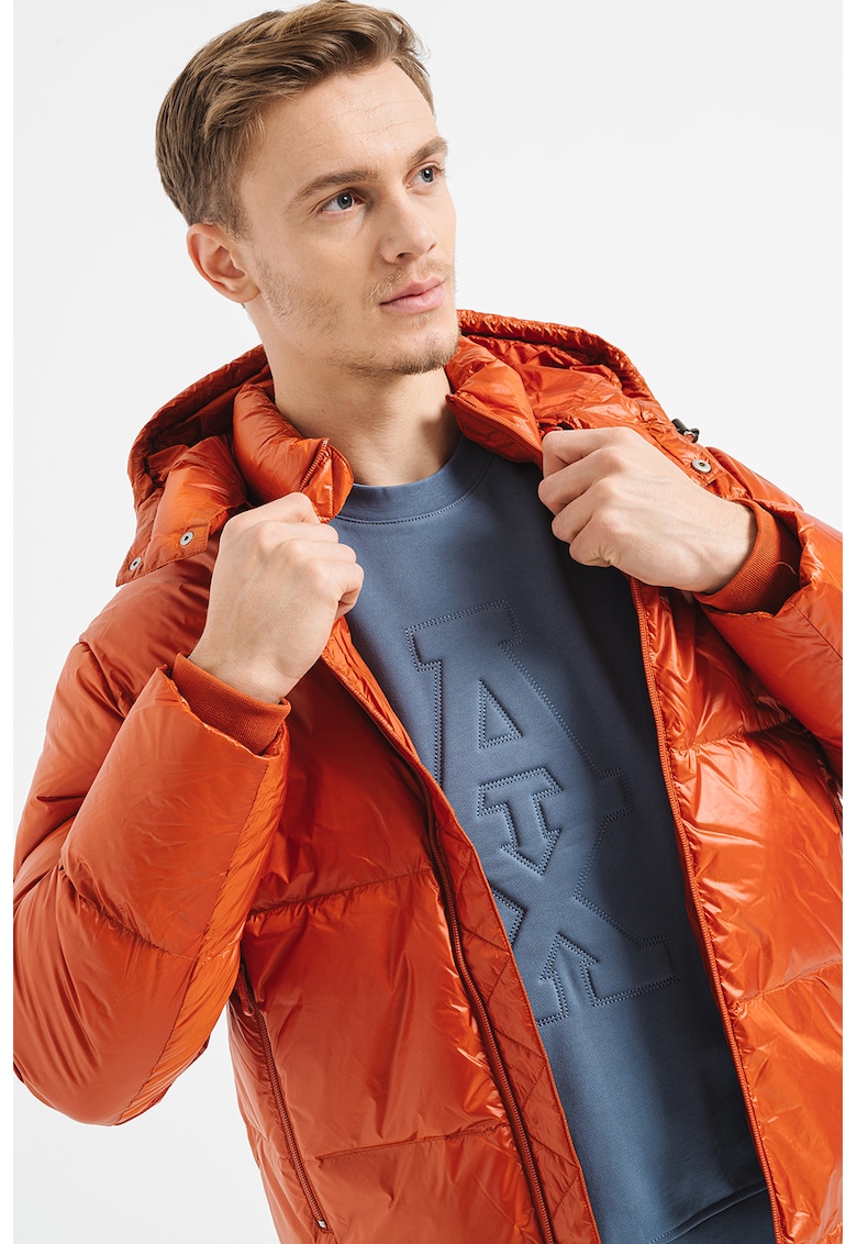Ватирано зимно яке с качулка ARMANI EXCHANGE