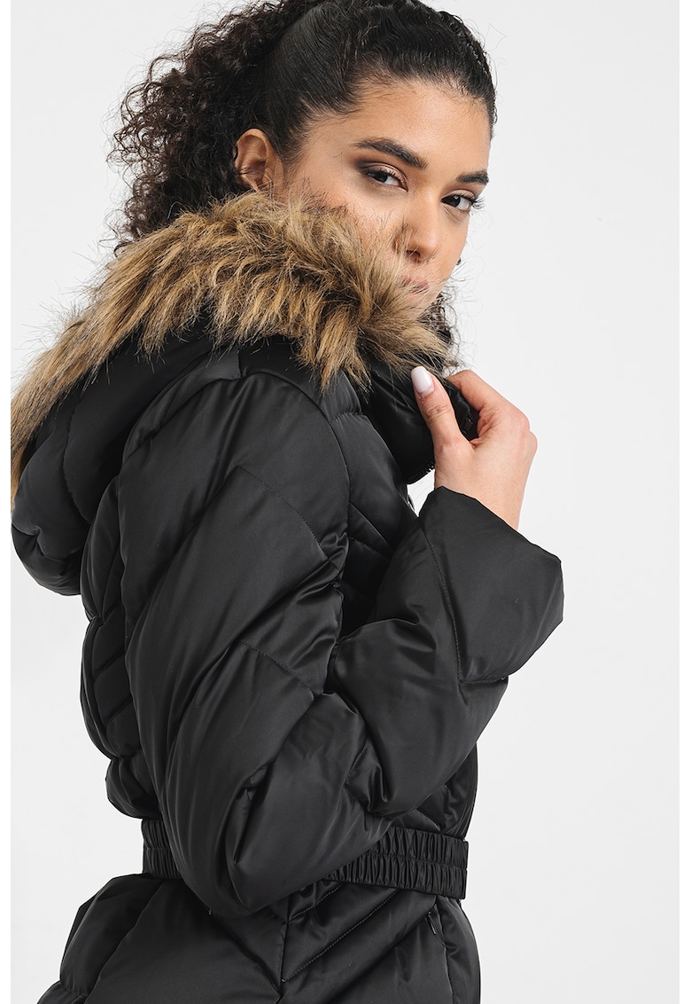 Ватирано зимно яке с качулка GUESS