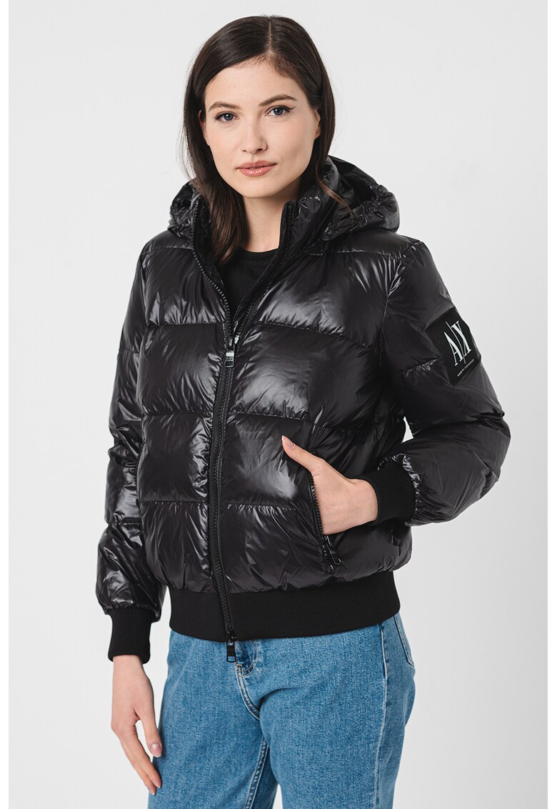 Късо зимно яке с пухена вата и качулка ARMANI EXCHANGE