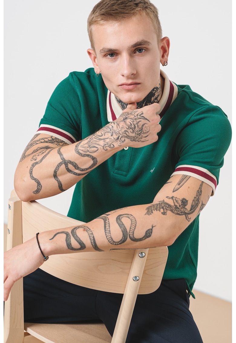 Памучна тениска с яка Gant
