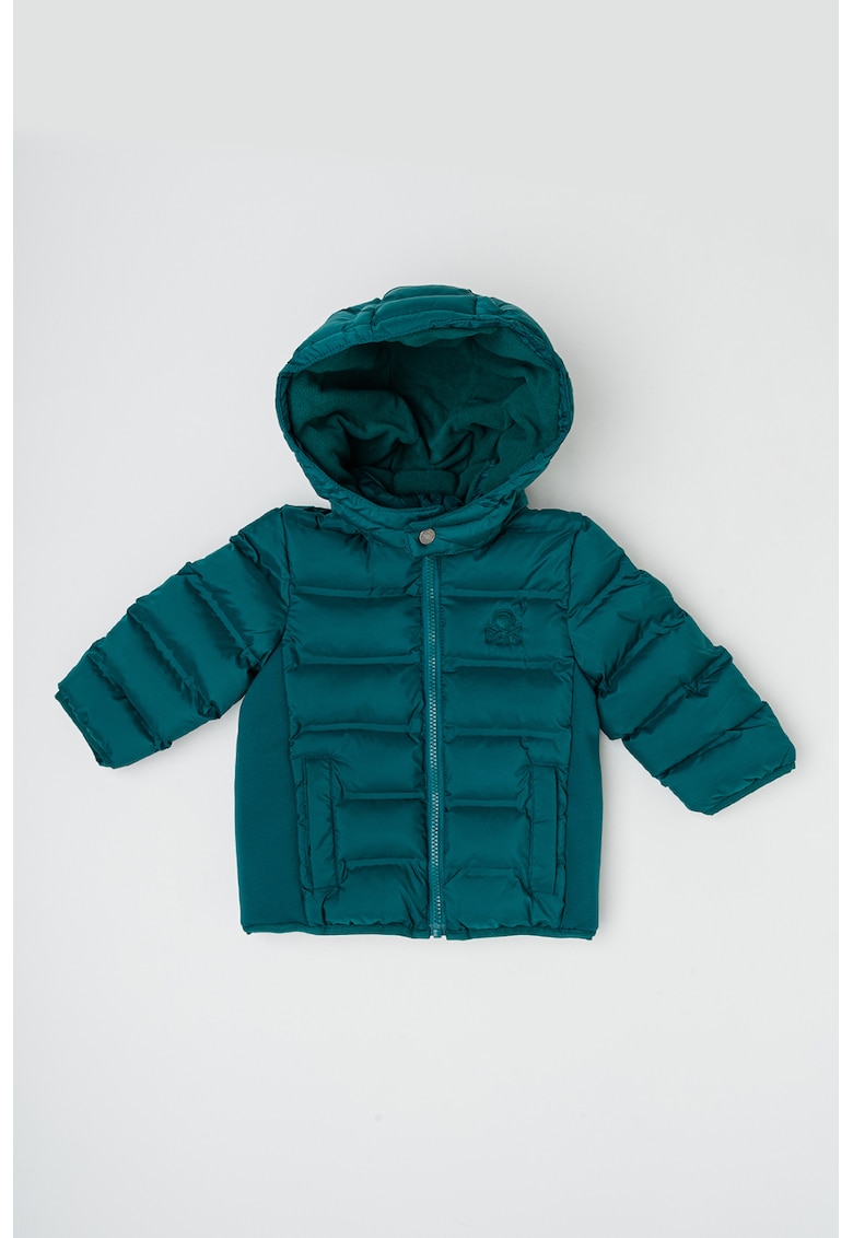 Подплатено зимно яке с качулка United Colors of Benetton