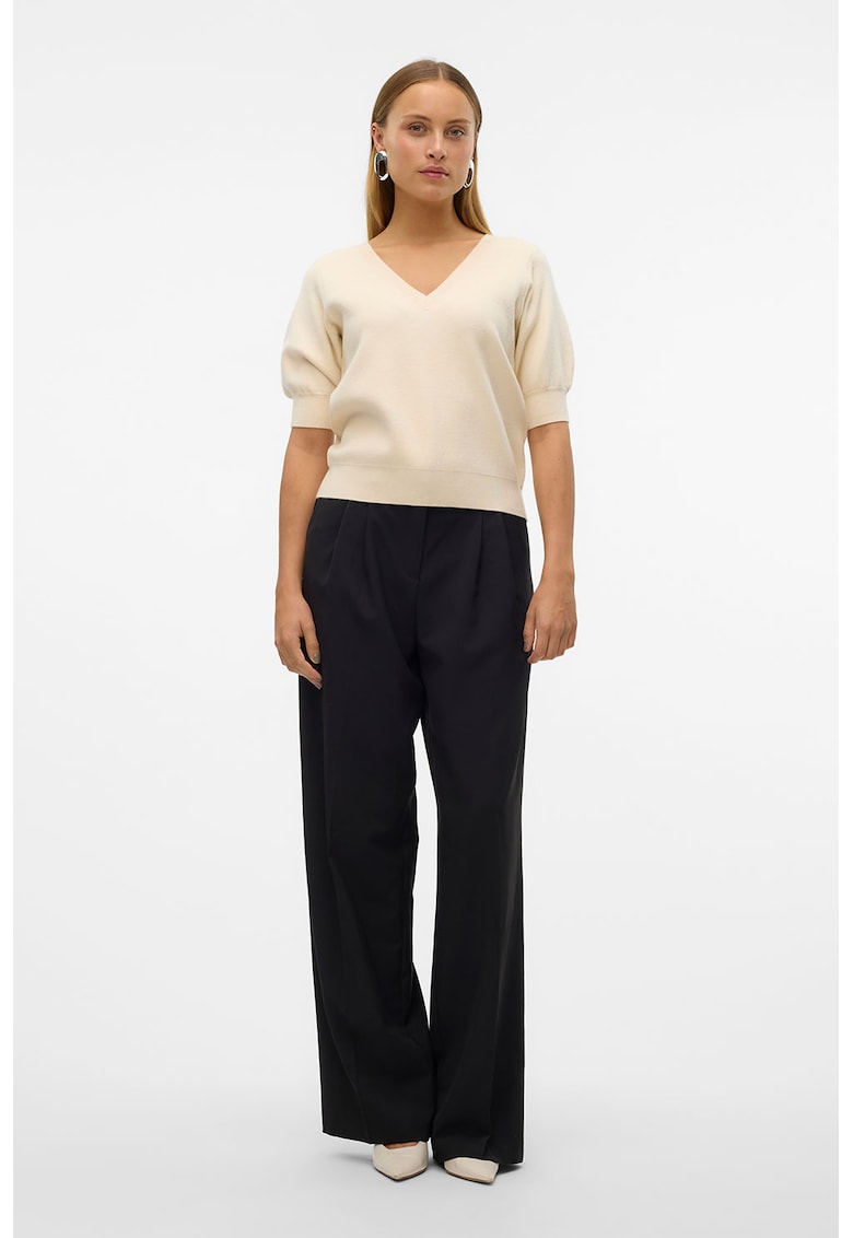 Пуловер с шпиц и еластични маншети Vero Moda