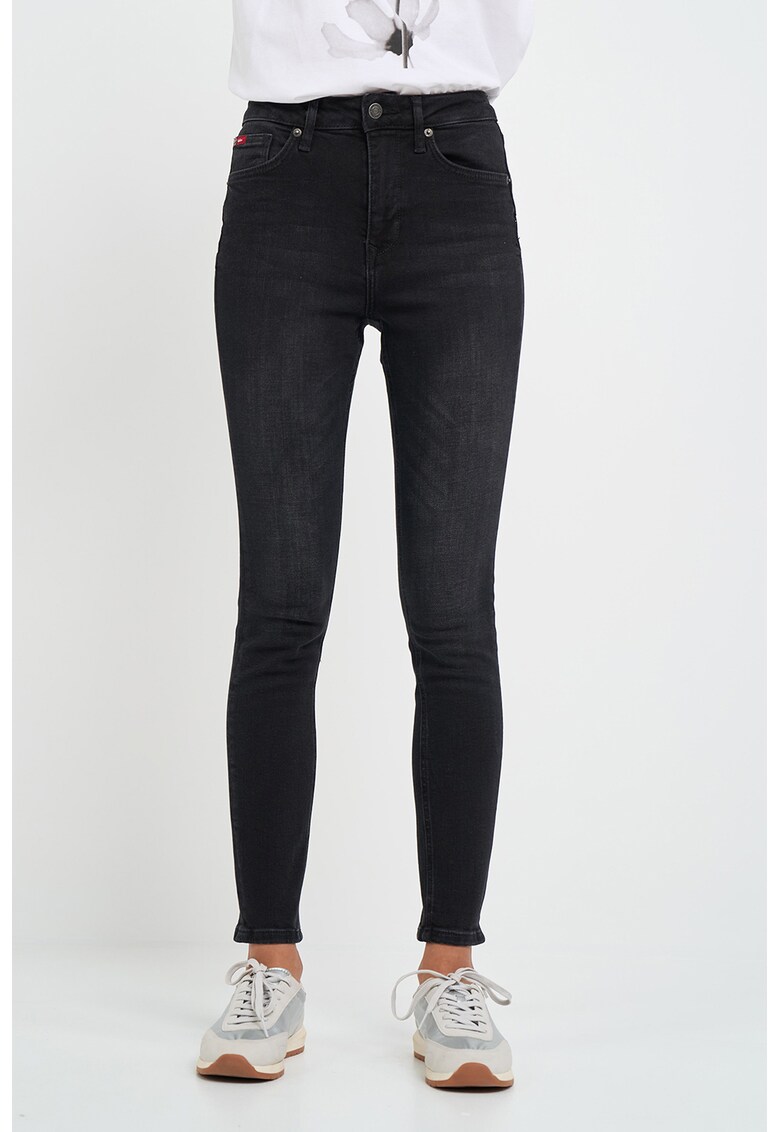 Скъсени дънки с висока талия Lee Cooper