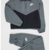 Спортен екип с лого Nike