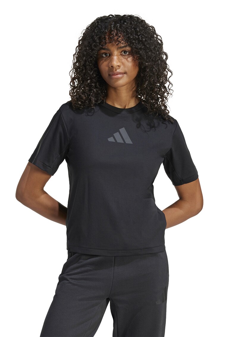 Тениска Z.N.E. с овално деколте и лого adidas Sportswear