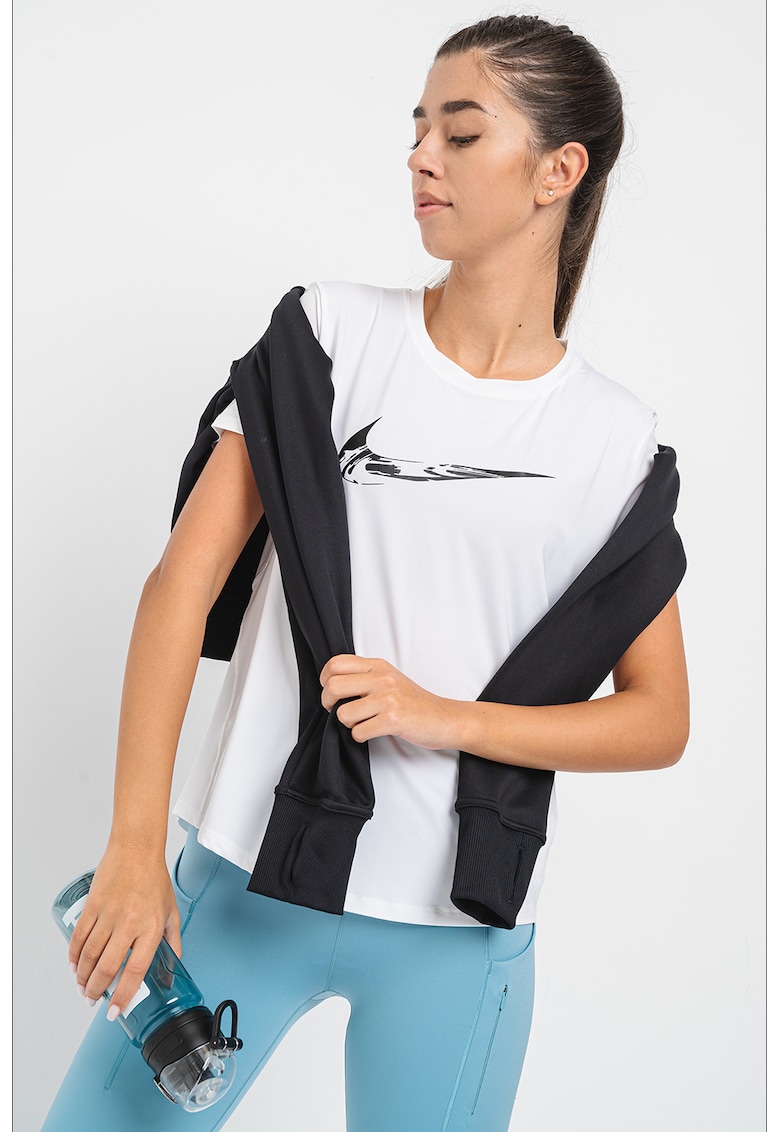 Тениска за бягане Swoosh с Dri-FIT с лого Nike