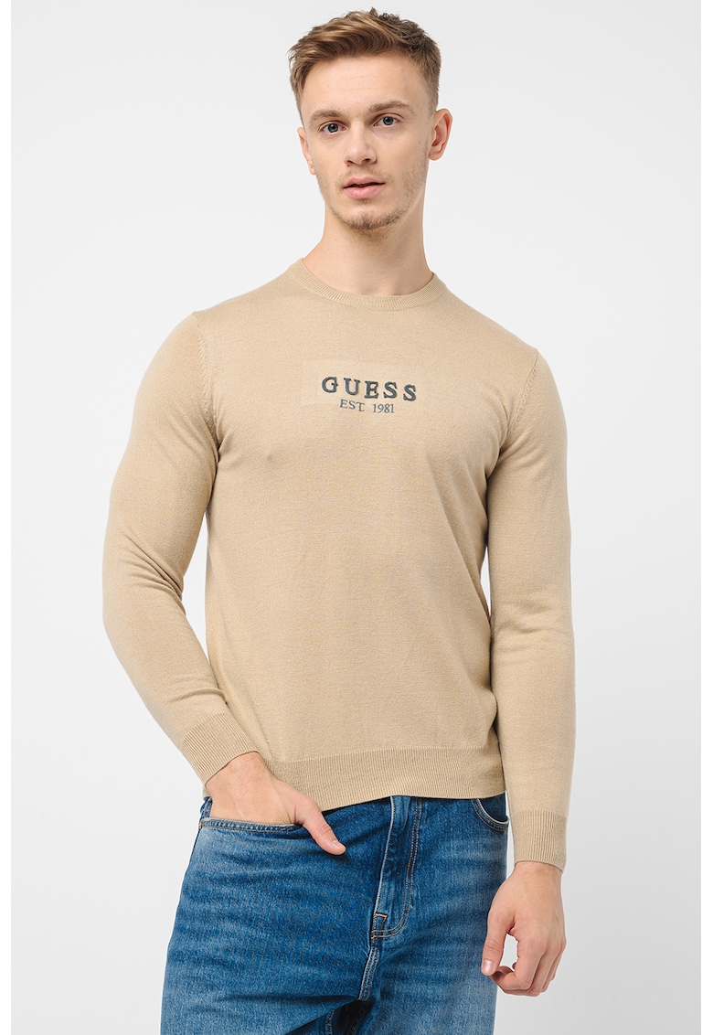 Фино плетен пуловер с овално деколте GUESS