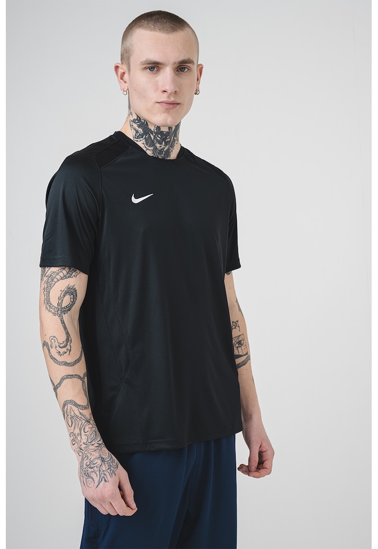 Фитнес тениска с овално деколте Nike