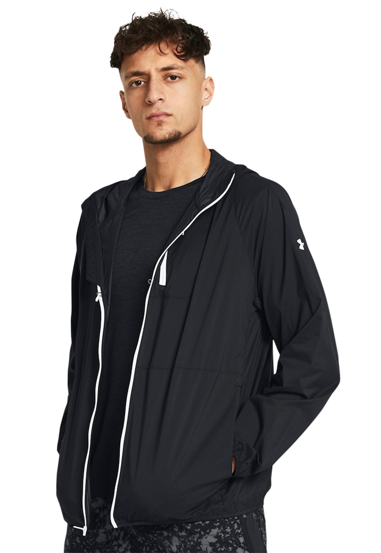 Яке Launch с качулка - за бягане Under Armour