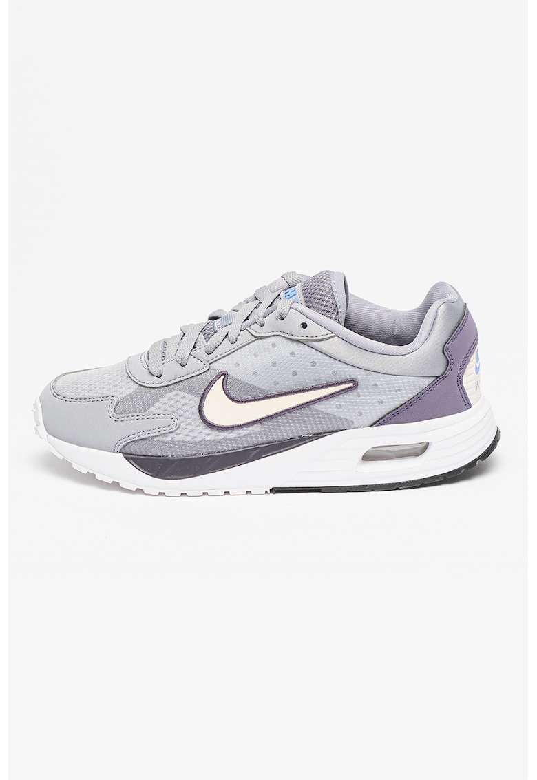 Спортни обувки Air Max Solo Nike